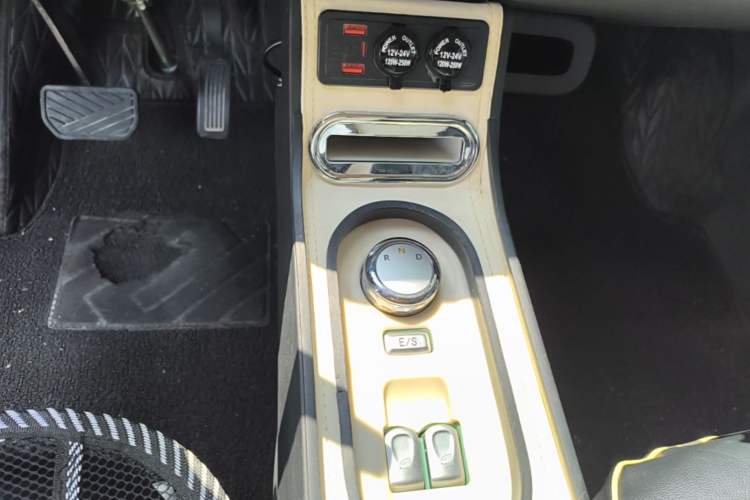 Used CHANGAN NEVO Lumin 2023 205km Xiangqin Version Gear Lever