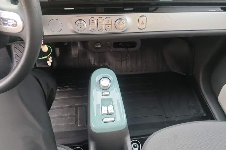 Used CHANGAN NEVO Lumin 2023 205km Xiangqin Version Gear Lever