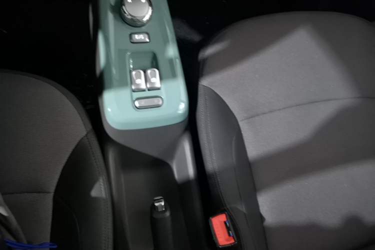 Used CHANGAN NEVO Lumin 2023 205km Xiangqin Version Gear Lever