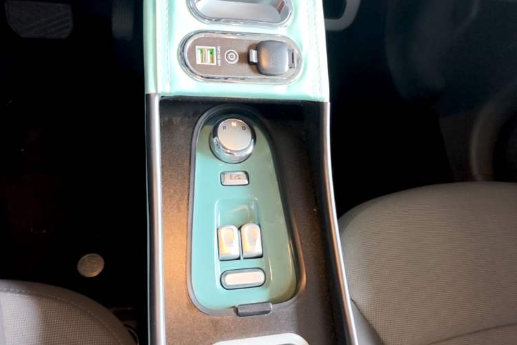 Used CHANGAN NEVO Lumin 2023 205km Xiangqin Version Gear Lever