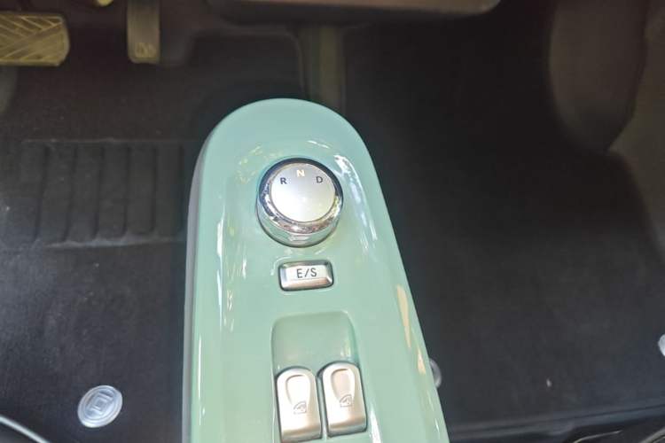 Used CHANGAN NEVO Lumin 2023 205km Xiangqin Version Gear Lever