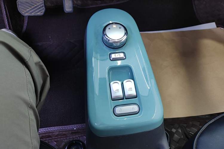 Used CHANGAN NEVO Lumin 2023 205km Xiangqin Version Gear Lever