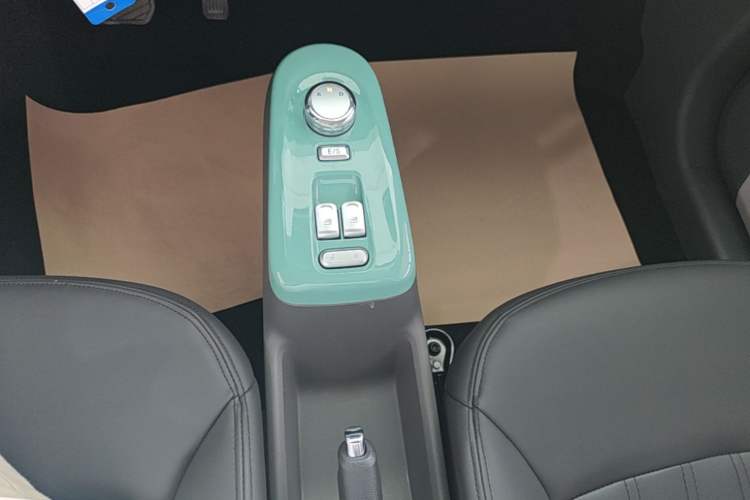 Used CHANGAN NEVO Lumin 2023 205km Xiangqin Version Gear Lever