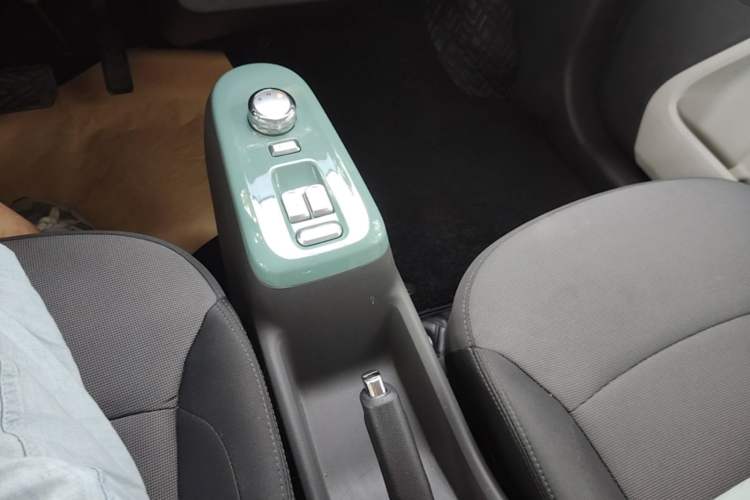 Used CHANGAN NEVO Lumin 2023 205km Xiangqin Version Gear Lever