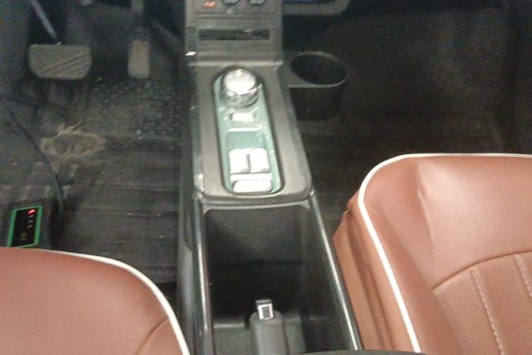 Used CHANGAN NEVO Lumin 2023 205km Xiangqin Version Gear Lever
