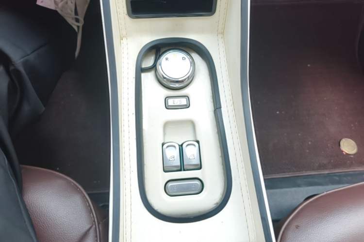 Used CHANGAN NEVO Lumin 2023 205km Xiangqin Version Gear Lever