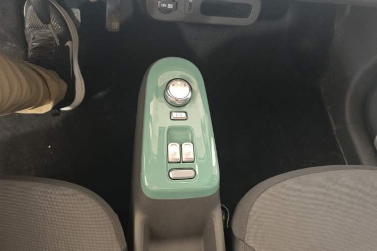 Used CHANGAN NEVO Lumin 2023 205km Xiangqin Version Gear Lever
