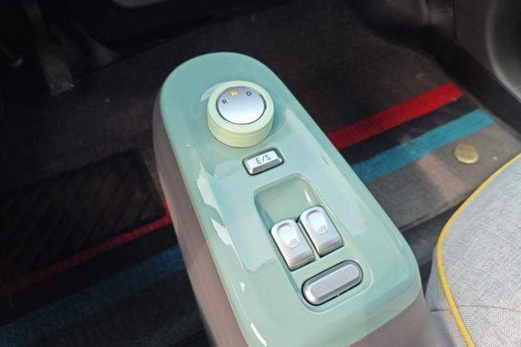 Used CHANGAN NEVO Lumin 2023 205km Xiangqin Version Gear Lever