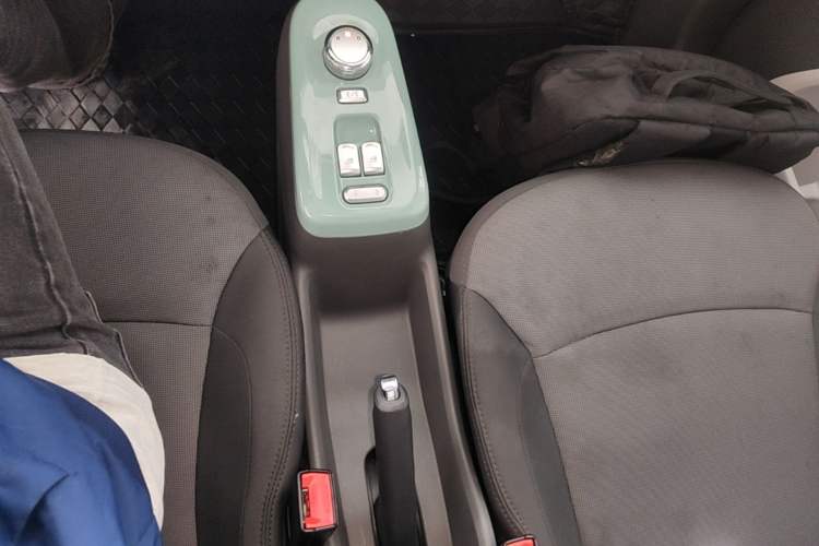 Used CHANGAN NEVO Lumin 2023 205km Xiangqin Version Gear Lever