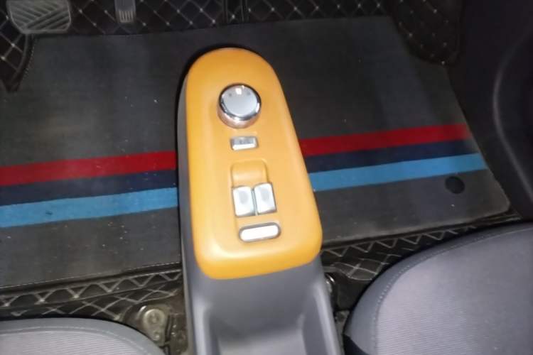 Used CHANGAN NEVO Lumin 2023 205km Xiangqin Version Gear Lever