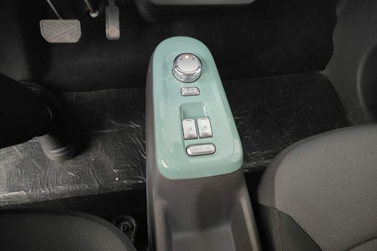 Used CHANGAN NEVO Lumin 2023 205km Xiangqin Version Gear Lever
