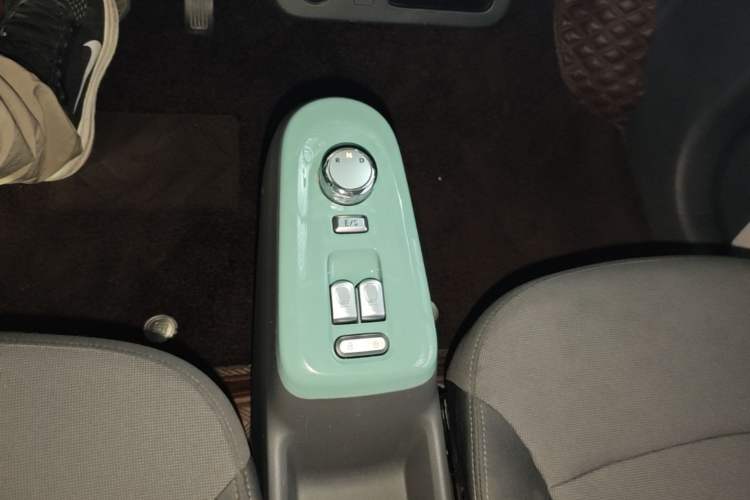 Used CHANGAN NEVO Lumin 2023 205km Xiangqin Version Gear Lever
