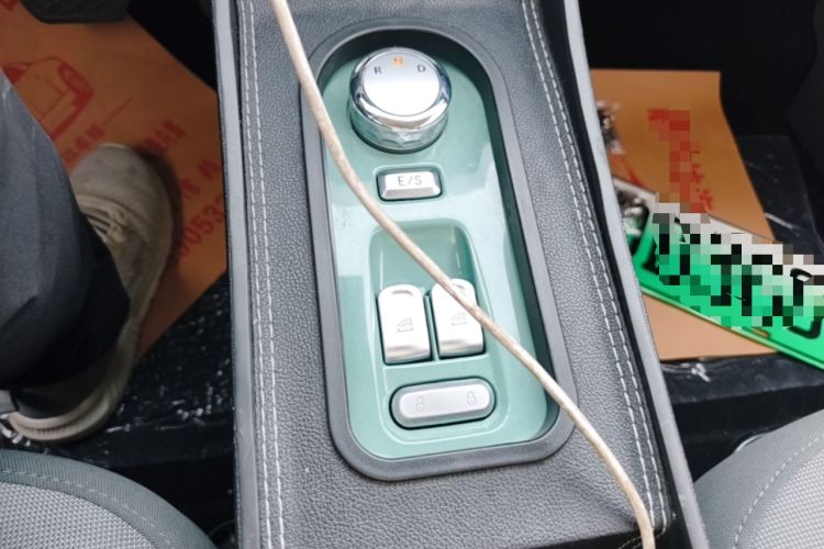 Used CHANGAN NEVO Lumin 2023 301km Honey Dew Edition Gear Lever