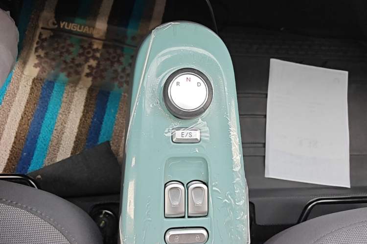 Used CHANGAN NEVO Lumin 2023 205km Xiangqin Version Gear Lever