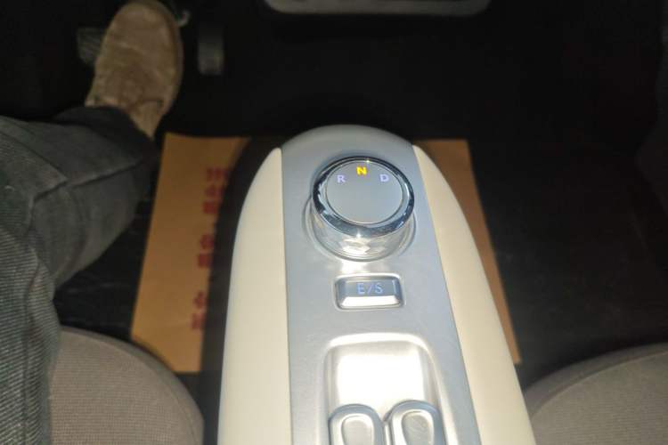 Used CHANGAN NEVO Lumin 2023 205km Xiangqin Version Gear Lever