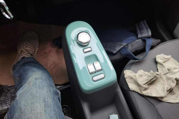 Used CHANGAN NEVO Lumin 2023 205km Xiangqin Version Gear Lever