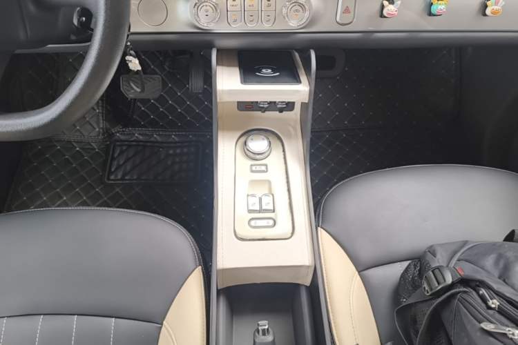 Used CHANGAN NEVO Lumin 2023 205km Xiangqin Version Gear Lever