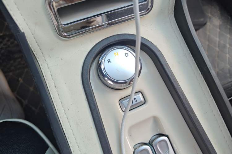 Used CHANGAN NEVO Lumin 2023 205km Xiangqin Version Gear Lever