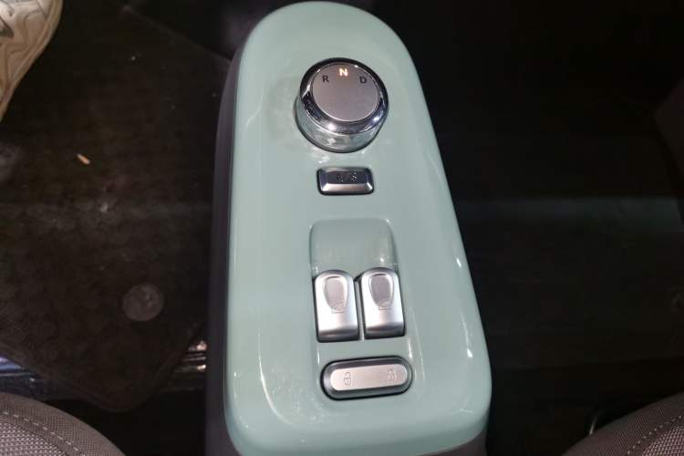 Used CHANGAN NEVO Lumin 2023 205km Xiangqin Version Gear Lever