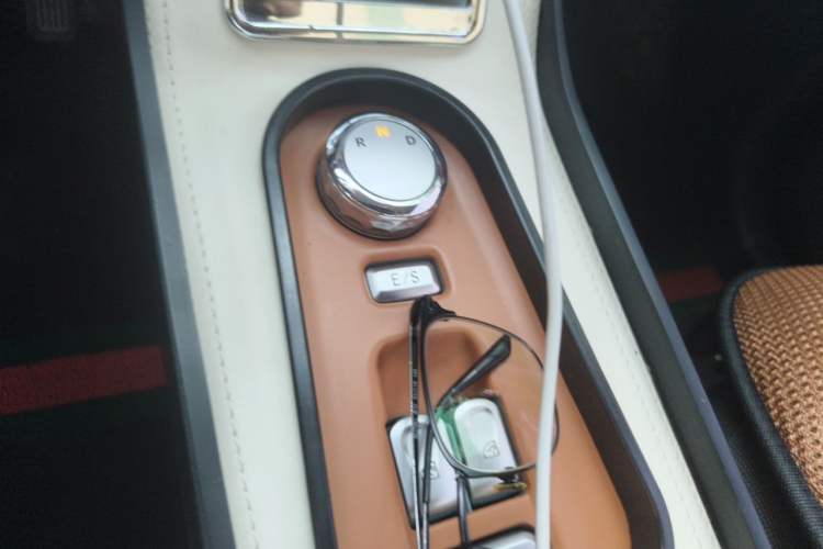 Used CHANGAN NEVO Lumin 2023 205km Xiangqin Version Gear Lever