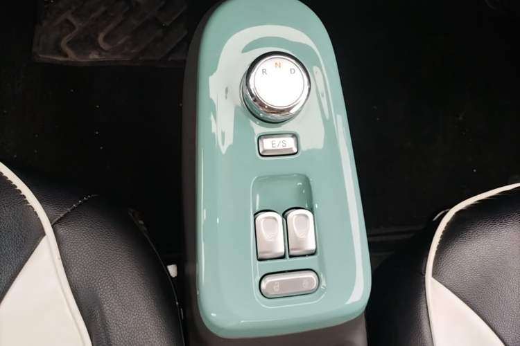 Used CHANGAN NEVO Lumin 2023 205km Xiangqin Version Gear Lever