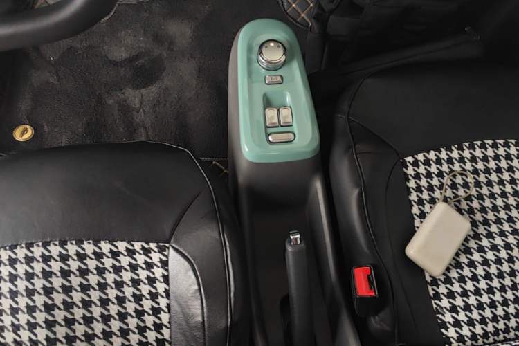 Used CHANGAN NEVO Lumin 2023 205km Xiangqin Version Gear Lever