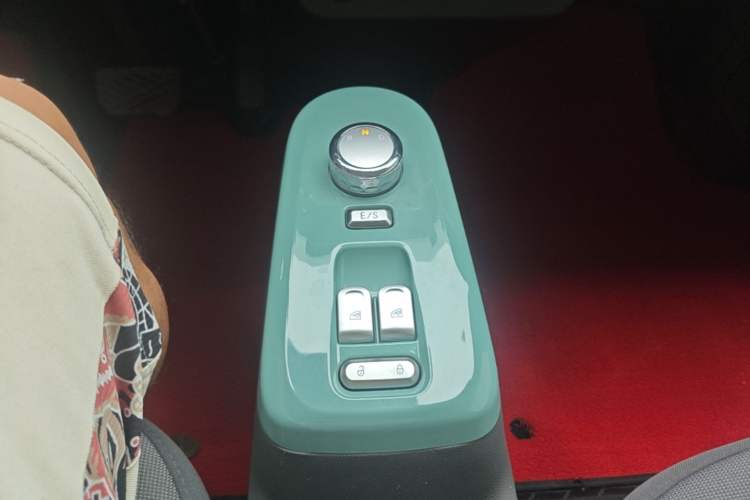 Used CHANGAN NEVO Lumin 2023 205km Xiangqin Version Gear Lever