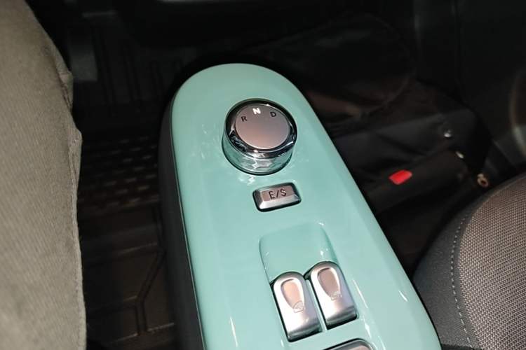 Used CHANGAN NEVO Lumin 2023 205km Xiangqin Version Gear Lever