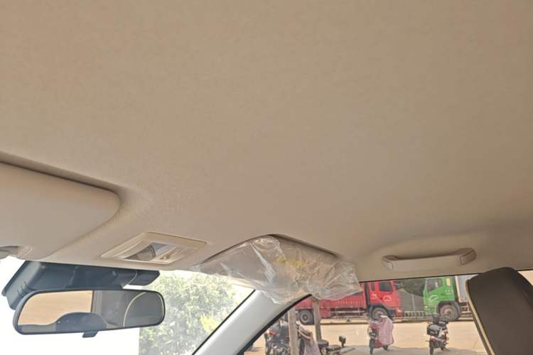 Used CHANGAN NEVO Lumin 2023 301km Honey Dew Edition Headliner