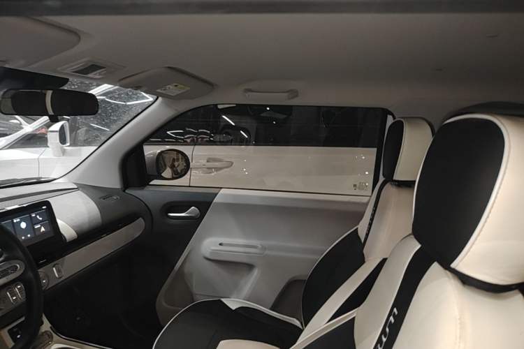 Used CHANGAN NEVO Lumin 2023 205km Xiangqin Version Headliner