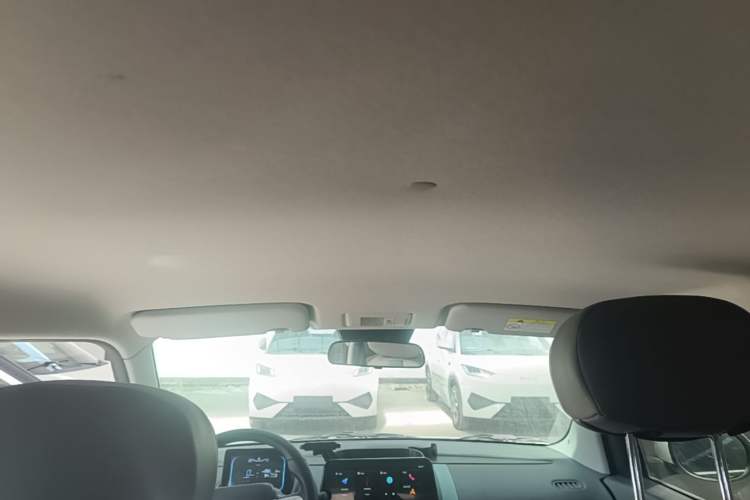 Used CHANGAN NEVO Lumin 2023 301km Honey Dew Edition Headliner