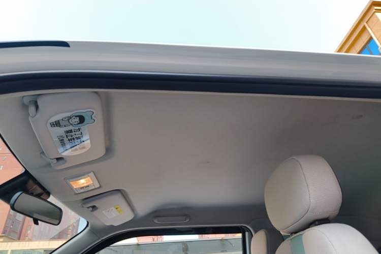 Used CHANGAN NEVO Lumin 2023 301km Honey Dew Edition Headliner