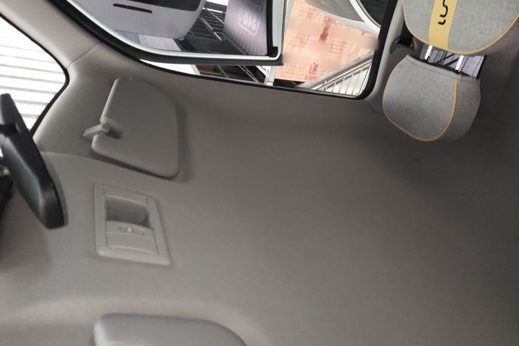 Used CHANGAN NEVO Lumin 2023 301km Honey Dew Edition Headliner