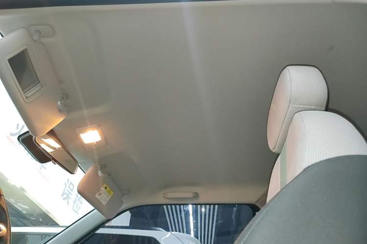 Used CHANGAN NEVO Lumin 2023 205km Xiangqin Version Headliner