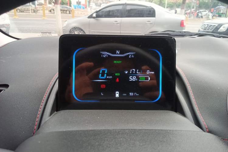 Used CHANGAN NEVO Lumin 2023 301km Honey Dew Edition Instrument Cluster