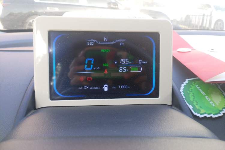 Used CHANGAN NEVO Lumin 2023 301km Honey Dew Edition Instrument Cluster