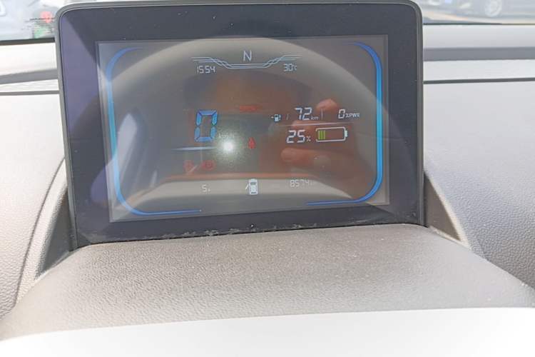 Used CHANGAN NEVO Lumin 2023 301km Honey Dew Edition Instrument Cluster