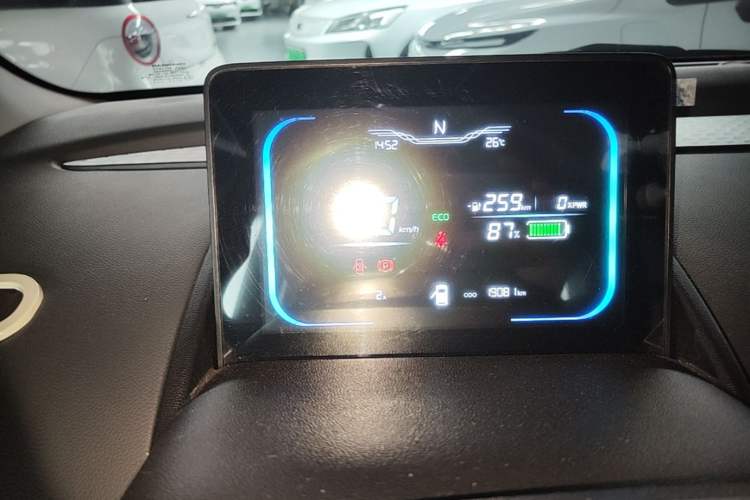 Used CHANGAN NEVO Lumin 2023 301km Honey Dew Edition Instrument Cluster
