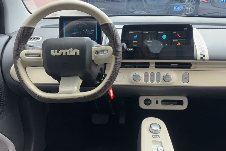 Used CHANGAN NEVO Lumin 2023 205km Xiangqin Version Interior 1