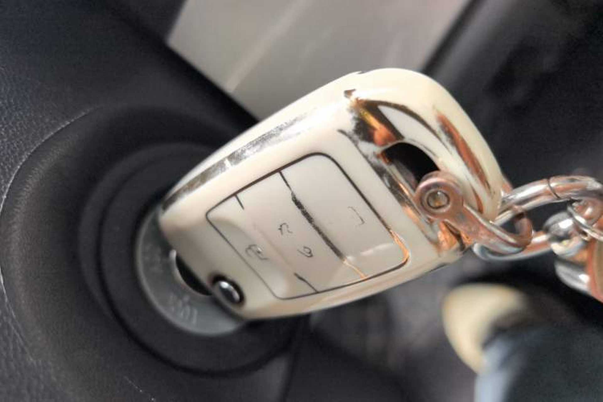Used CHANGAN NEVO Lumin 2023 205km Xiangqin Version Interior 1