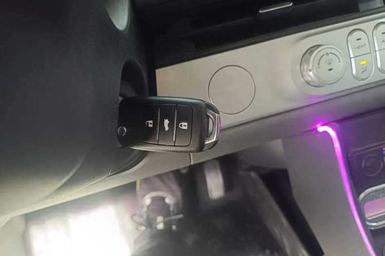 Used CHANGAN NEVO Lumin 2023 301km Honey Dew Edition Interior 1