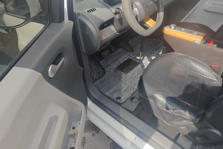 Used CHANGAN NEVO Lumin 2023 301km Honey Dew Edition Interior 3