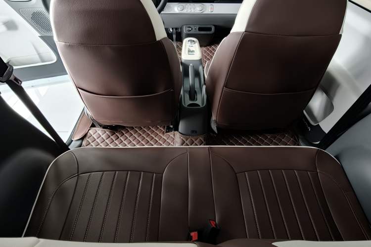 Used CHANGAN NEVO Lumin 2023 205km Xiangqin Version Interior 3