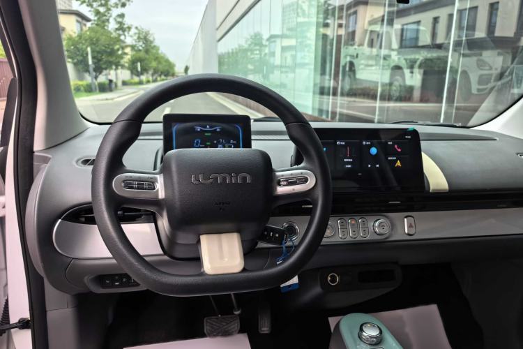 Used CHANGAN NEVO Lumin 2023 205km Xiangqin Version Interior 4
