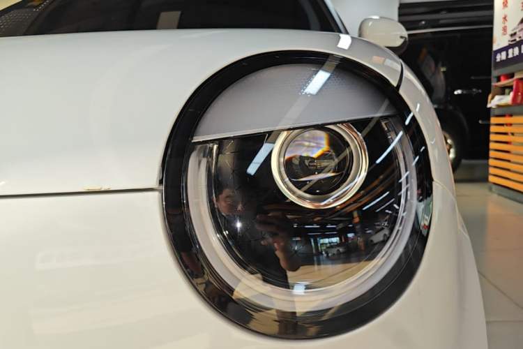Used CHANGAN NEVO Lumin 2023 205km Xiangqin Version Left Front Headlight