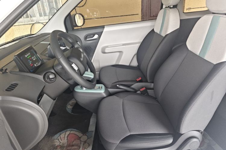 Used CHANGAN NEVO Lumin 2023 301km Honey Dew Edition Left Front Seat