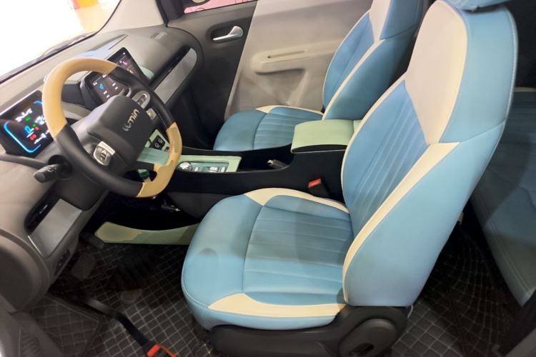 Used CHANGAN NEVO Lumin 2023 301km Honey Dew Edition Left Front Seat