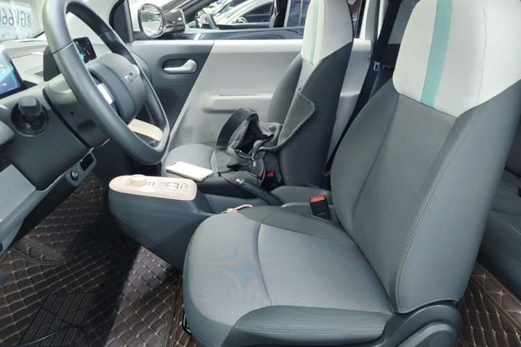 Used CHANGAN NEVO Lumin 2023 205km Xiangqin Version Left Front Seat