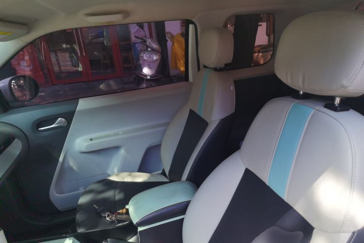 Used CHANGAN NEVO Lumin 2023 301km Honey Dew Edition Left Front Seat