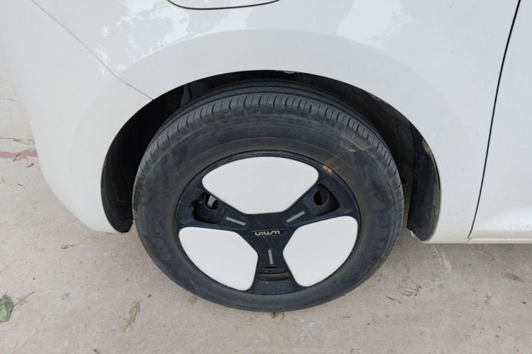 Used CHANGAN NEVO Lumin 2023 205km Xiangqin Version Left Front Wheel Hub